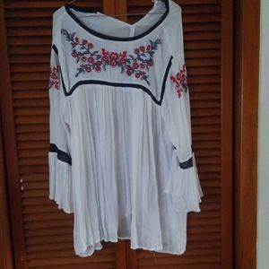 Embroidered blouse